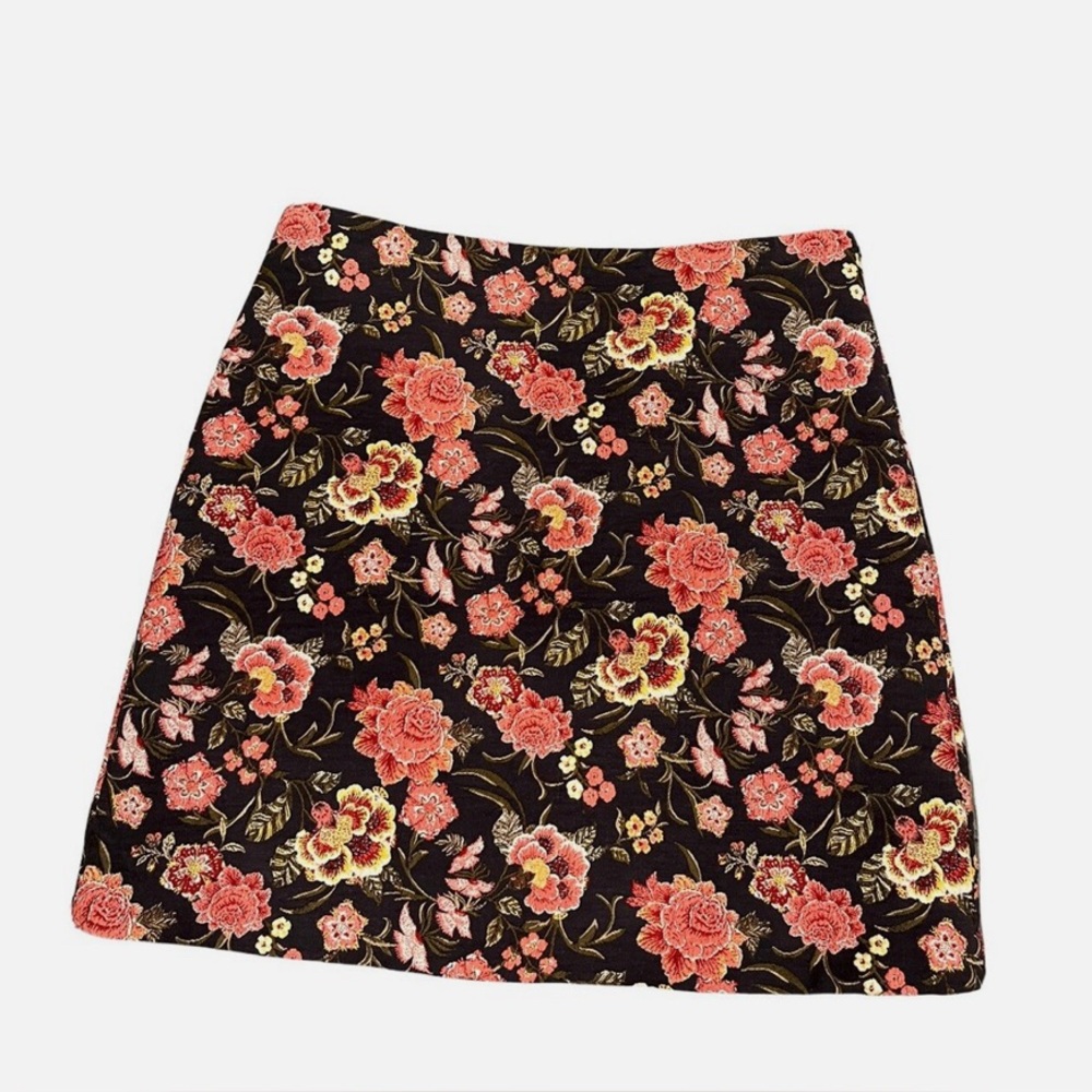LOFT Black and Coral Floral tapestry Mini Skirt